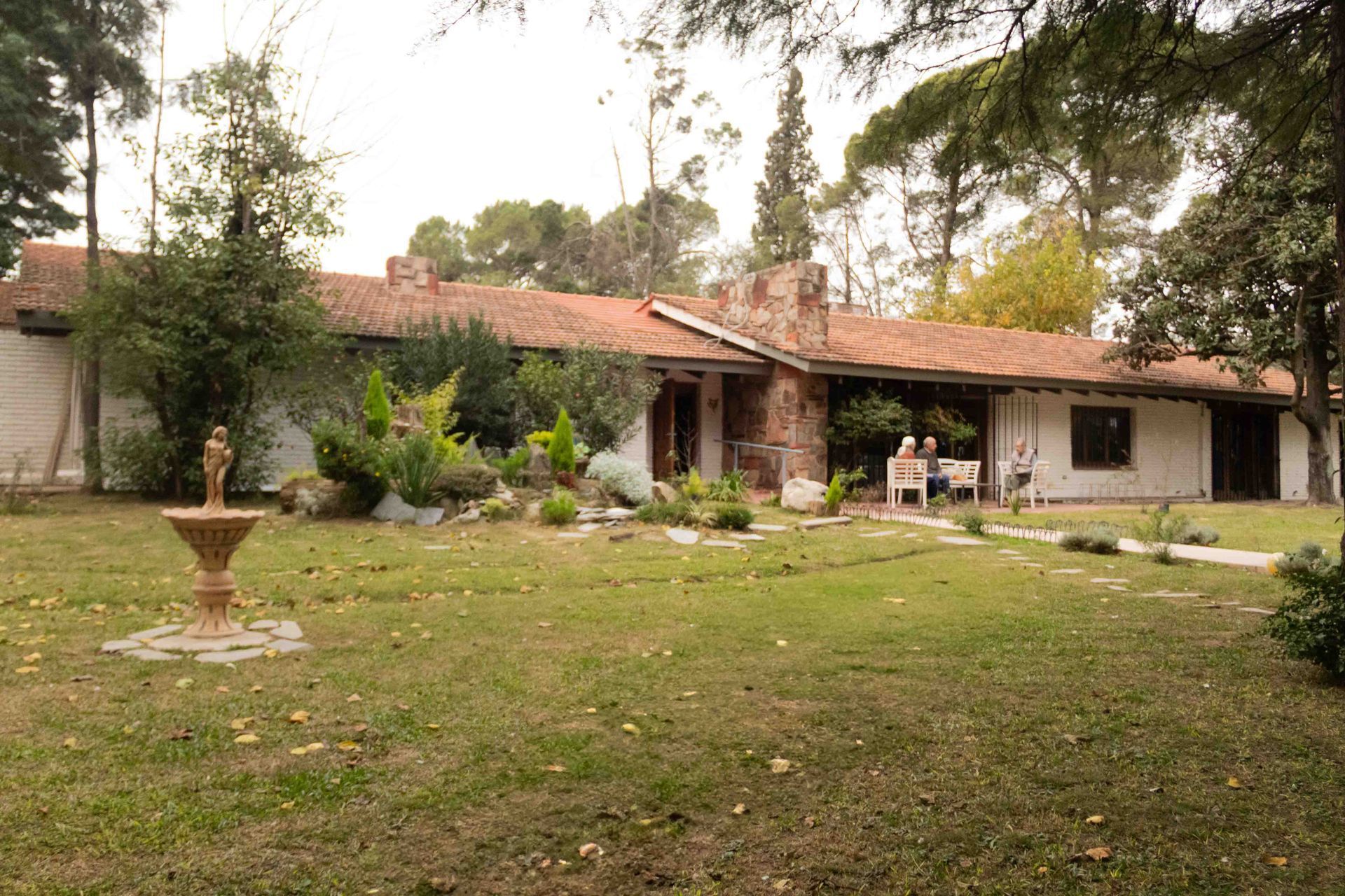 Exterior de Residencia Desbiens en Barrio Jardín Espinosa